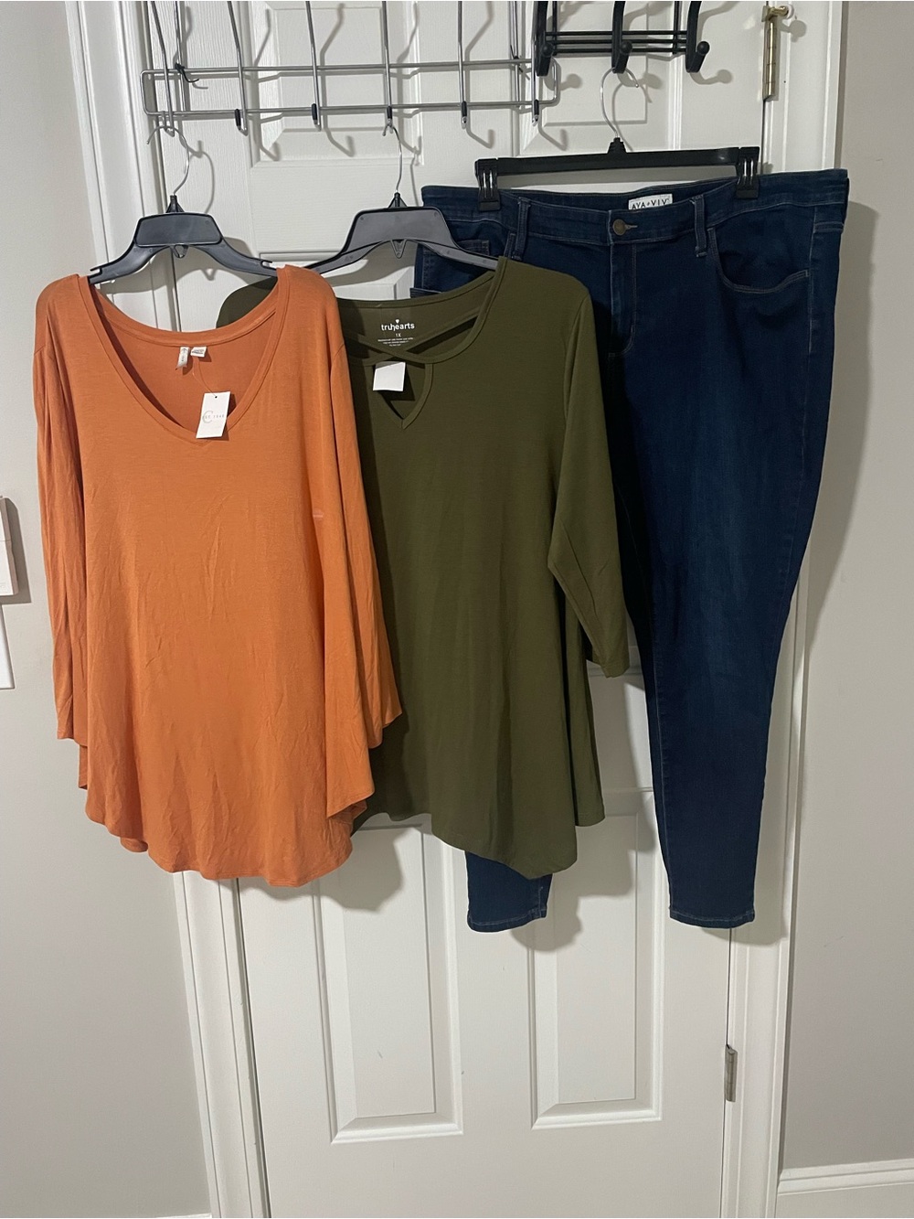 Relaxed V-Neck Tunic - Orange 18/20 1x olive tunic Ava Viv 24w jeans